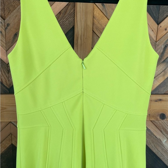 ZAC Zac Posen Size 4 Chartreuse Dress - Picture 10 of 16